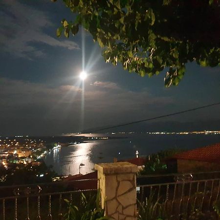 View By The Castle Nafpaktos Villa ภายนอก รูปภาพ